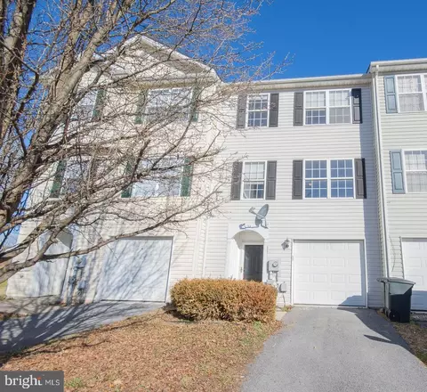 132 Pony Cir, Martinsburg, WV 25405