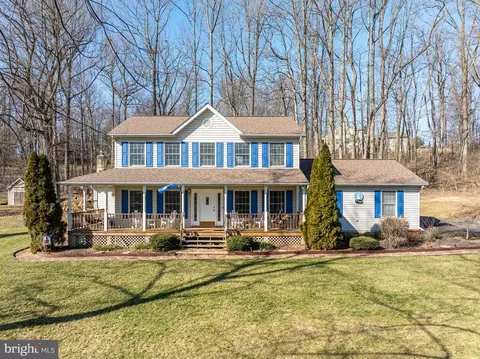 627 Castanea Dr, Martinsburg, WV 25403