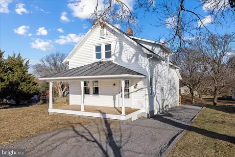 10035 Winchester Ave, Bunker Hill, WV 25413