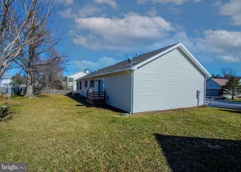 Exterior - 124 Orchid Ln, Falling Waters, WV 25419 photo 3 of 8