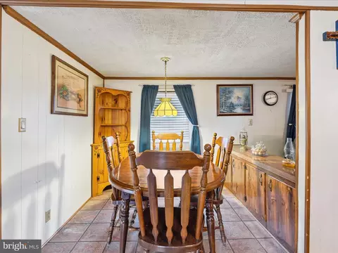 148 Parry Dr, Falling Waters, WV 25419 photo 10
