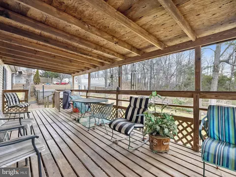148 Parry Dr, Falling Waters, WV 25419 photo 4