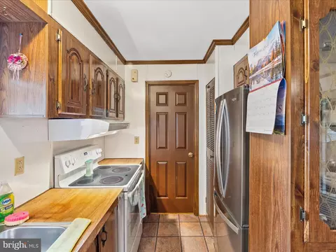 148 Parry Dr, Falling Waters, WV 25419 photo 13