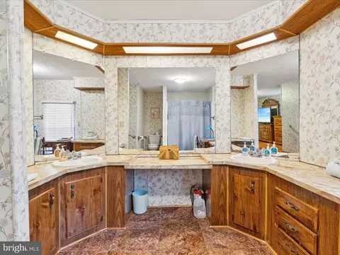 148 Parry Dr, Falling Waters, WV 25419 photo 21