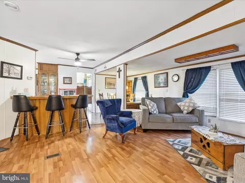 148 Parry Dr, Falling Waters, WV 25419 photo 9