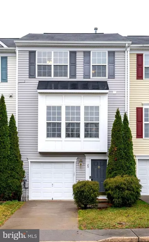 20 Barton Ct, Inwood, WV 25428