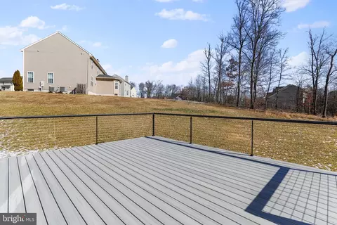 Exterior - 83 Tributary Trl, Falling Waters, WV 25419 photo 19 of 30