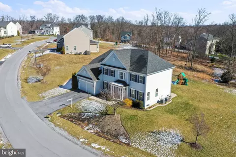 Exterior - 83 Tributary Trl, Falling Waters, WV 25419 photo 28 of 30