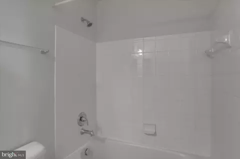 Bath - 166 Tidewater Ter, Falling Waters, WV 25419 photo 6 of 6