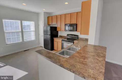 Kitchen - 166 Tidewater Ter, Falling Waters, WV 25419 photo 4 of 4