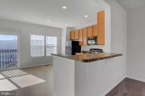 Kitchen - 166 Tidewater Ter, Falling Waters, WV 25419 photo 3 of 4