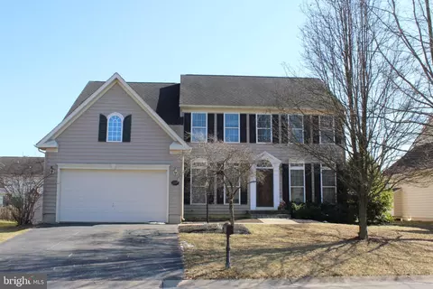 390 Richwood Hall Rd, Kearneysville, WV 25430