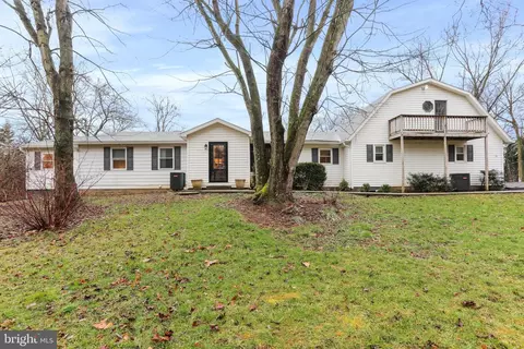 130 Traveller, Falling Waters, WV 25419