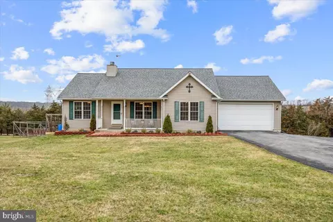 153 Cornelius Grv, Martinsburg, WV 25404