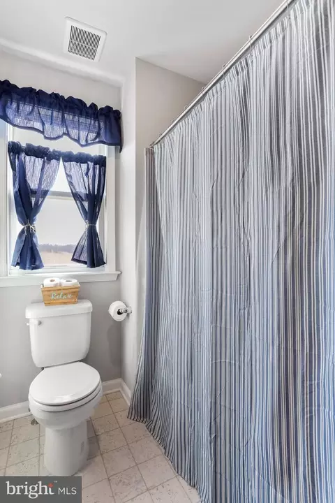 Bath - 2156 Vineyard Rd, Falling Waters, WV 25419 photo 4 of 4