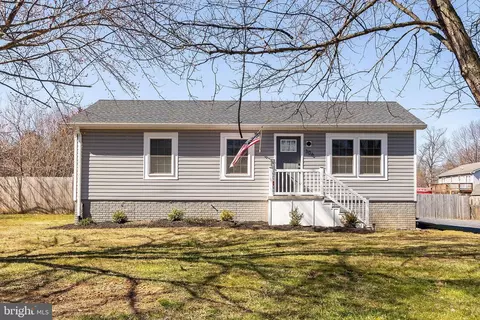 306 Fegan Rd, Bunker Hill, WV 25413