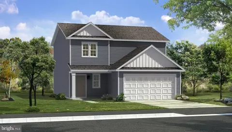 180 Ludgate Mnr, Falling Waters, WV 25419