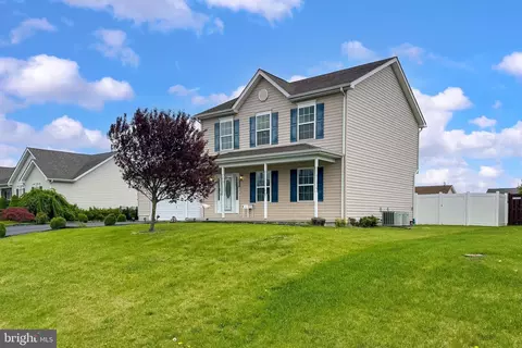 144 Fenimore Dr, Inwood, WV 25428