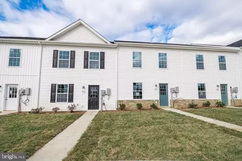 223 White Violet Way, Kearneysville, WV 25430