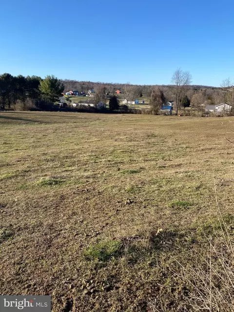 2 Back Creek Valley Road, Hedgesville, WV 25427