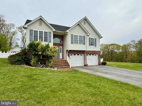 117 Constitution Blvd, Martinsburg, WV 25405