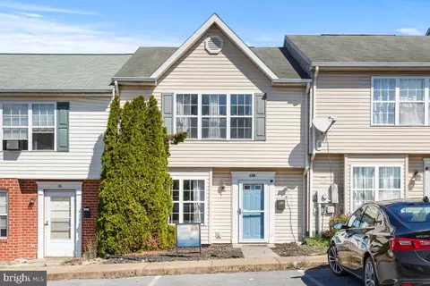 158 Georgetown Sq, Martinsburg, WV 25401