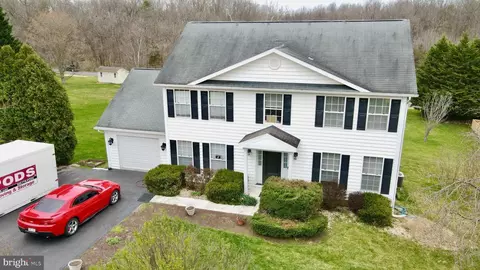 133 Flicker Ln, Kearneysville, WV 25430