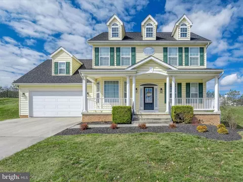 124 Dali Ct, Martinsburg, WV 25403