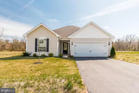 122 Rappahannock Run, Falling Waters, WV 25419