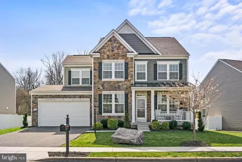 440 Flight O Arrows Way, Martinsburg, WV 25403