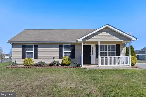807 Teal Rd N, Martinsburg, WV 25405