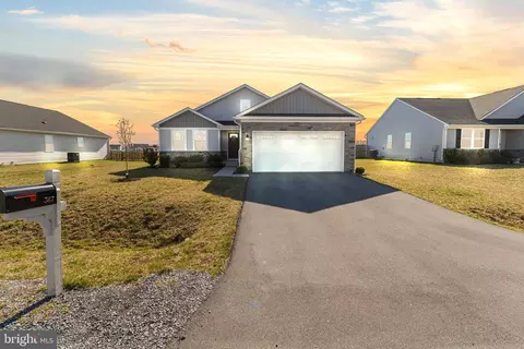 367 Switchgrass Ct, Bunker Hill, WV 25413