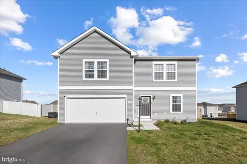 46 Luxor Ct, Bunker Hill, WV 25413