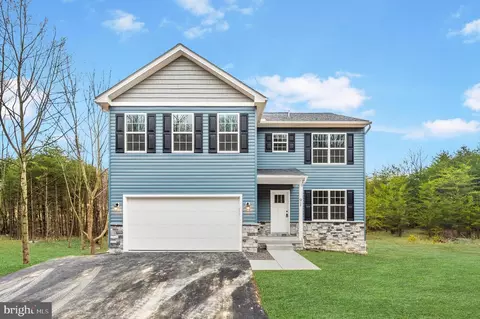 91 Jokado Ln, Hedgesville, WV 25427