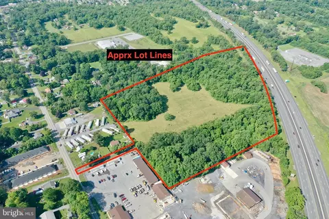 22 14 Acres Rock Cliff Dr, Martinsburg, WV 25403