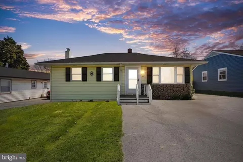 633 State Cir, Martinsburg, WV 25401