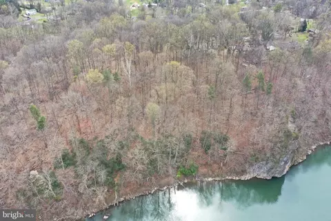 Saunders Drive, Falling Waters, WV 25419 photo 29