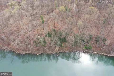 Saunders Drive, Falling Waters, WV 25419 photo 31