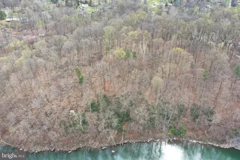 Saunders Drive, Falling Waters, WV 25419 photo 28