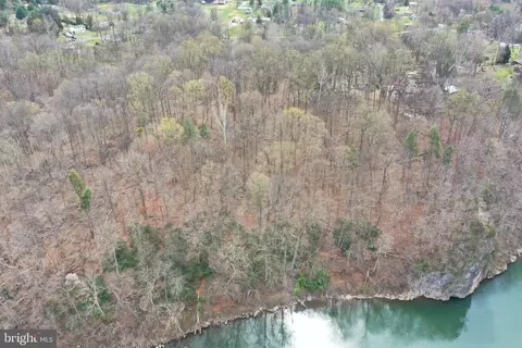 Saunders Drive, Falling Waters, WV 25419 photo 33