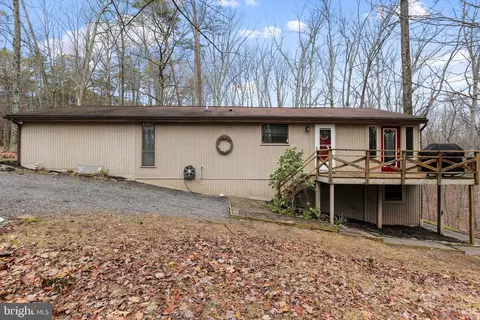 114 Shawnee Trl, Hedgesville, WV 25427