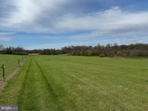 Tract 3: 23.28+- Acres Apple Harvest Dr, Martinsburg, WV 25403