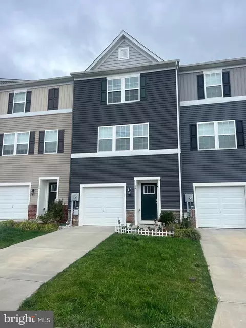 14 Vespucci Ln, Martinsburg, WV 25404