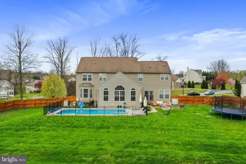 Exterior - 572 Triumphant Way, Falling Waters, WV 25419 photo 6 of 14