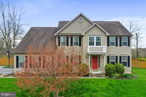 Exterior - 572 Triumphant Way, Falling Waters, WV 25419 photo 10 of 14