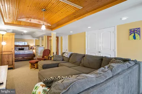 Living - 119 Clemson Dr, Falling Waters, WV 25419 photo 8 of 8