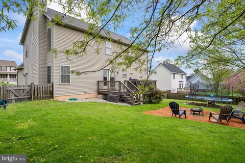Exterior - 119 Clemson Dr, Falling Waters, WV 25419 photo 7 of 10
