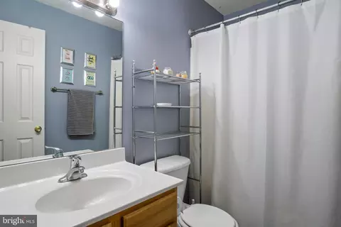 Bath - 119 Clemson Dr, Falling Waters, WV 25419 photo 5 of 6