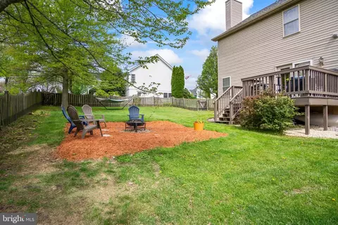 Exterior - 119 Clemson Dr, Falling Waters, WV 25419 photo 5 of 10