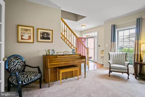 Living - 119 Clemson Dr, Falling Waters, WV 25419 photo 2 of 8